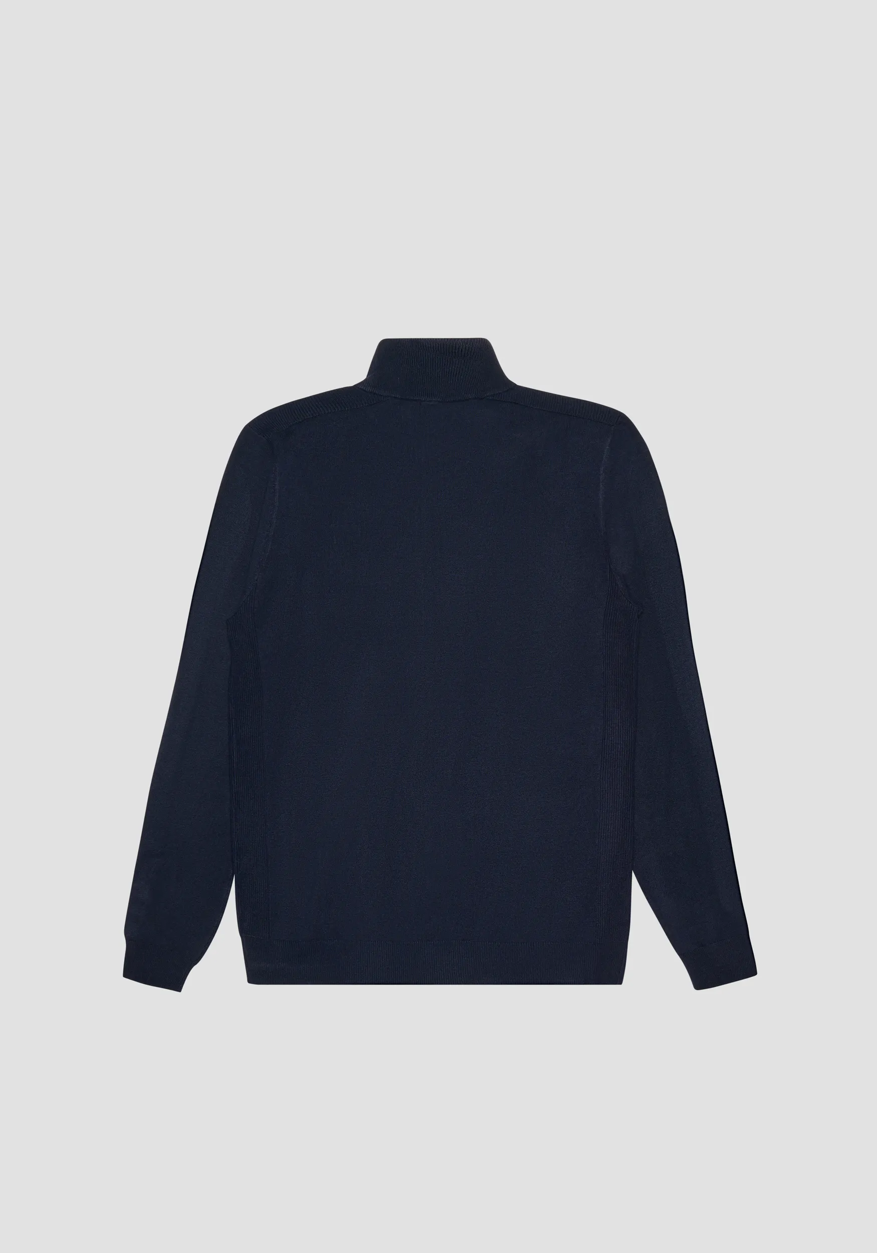 MAGLIA CON ZIP SLIM FIT IN MISTO VISCOSA BLU CON LOGO GOMMATO