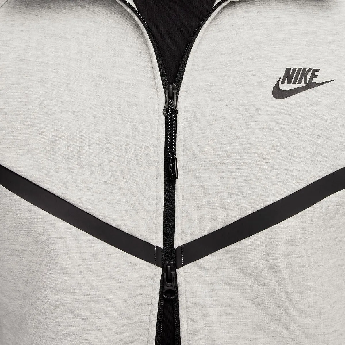      NIKE FELPA FULL ZIP CON CAPPUCCIO TECH FLEECE  